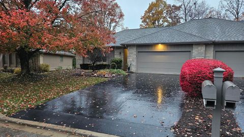 Photo of 9366 Muirkirk Drive, Dublin, OH 43017 (MLS # 225042525)