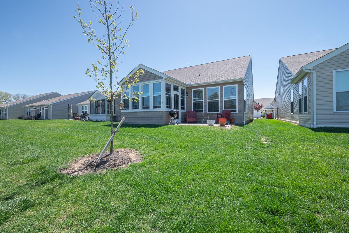 217 Woodland Sky Drive, Pataskala, Ohio image 8