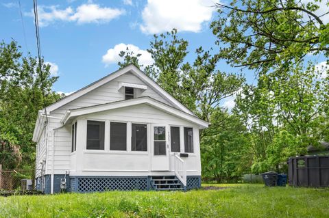 Photo of 206 Collingwood Avenue, Columbus, OH 43213 (MLS # 226018142)
