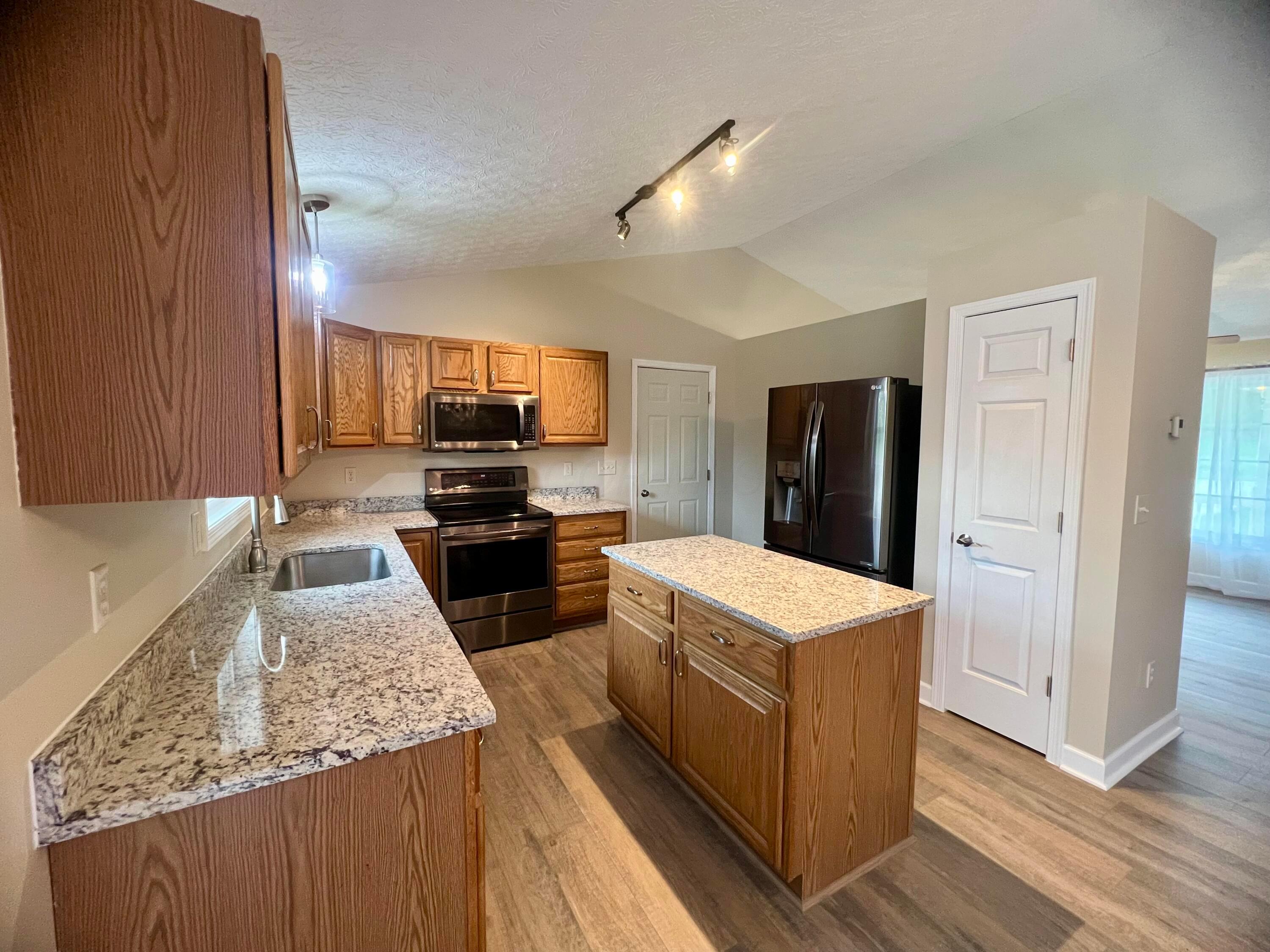 357 Carroll Eastern Road, Baltimore, Ohio image 6