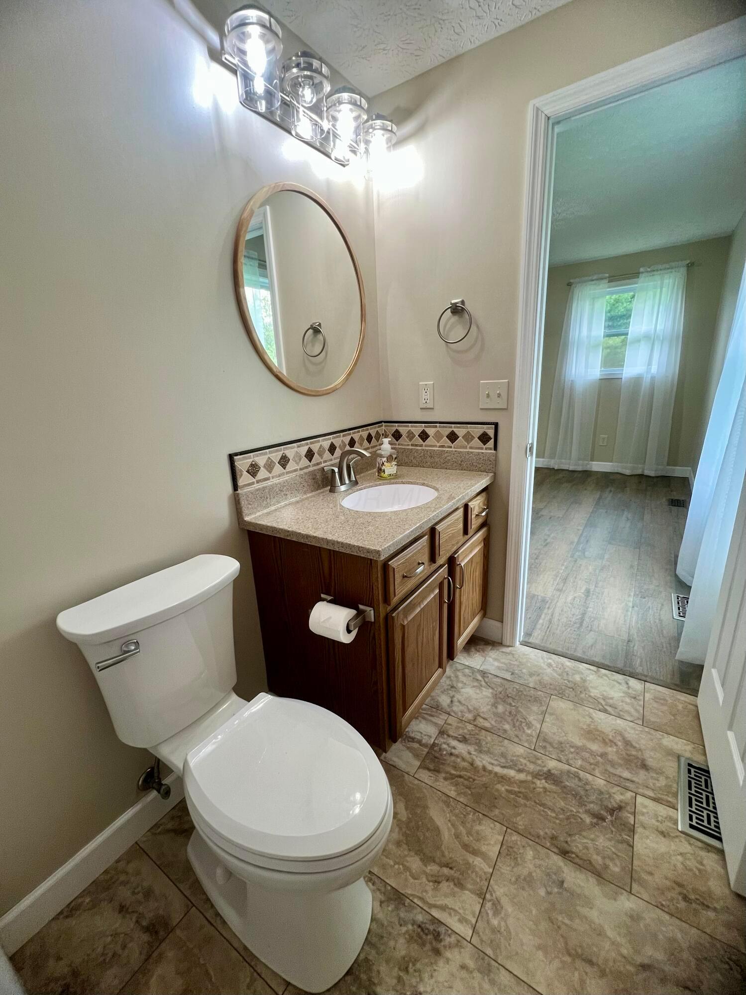 357 Carroll Eastern Road, Baltimore, Ohio image 14