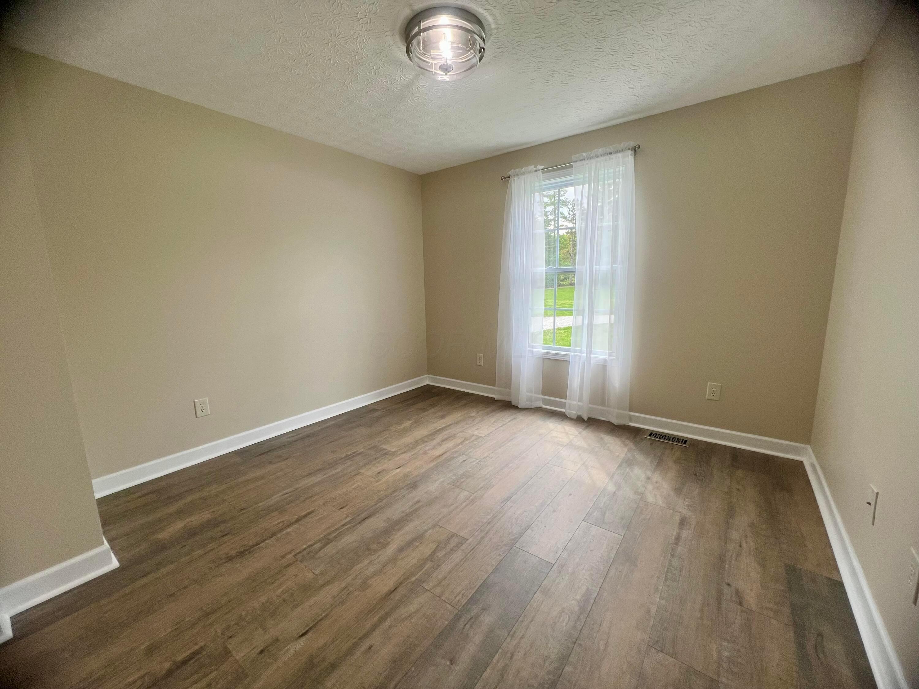 357 Carroll Eastern Road, Baltimore, Ohio image 17