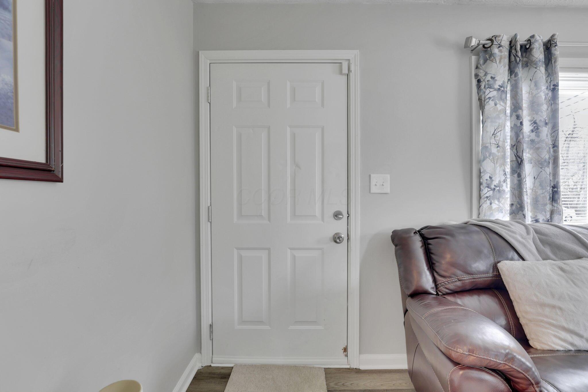 1333 Carolyn Avenue, Columbus, Ohio image 8