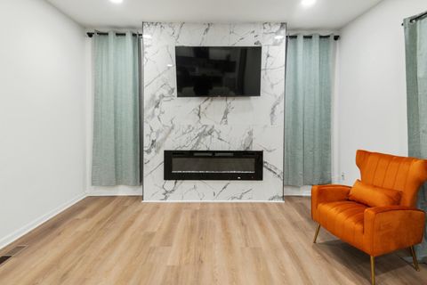 Photo of 150 N 22nd Street, Columbus, OH 43203 (MLS # 226000716)