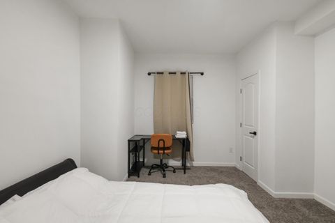 Tiny photo for 150 N 22nd Street, Columbus, OH 43203 (MLS # 226000716)