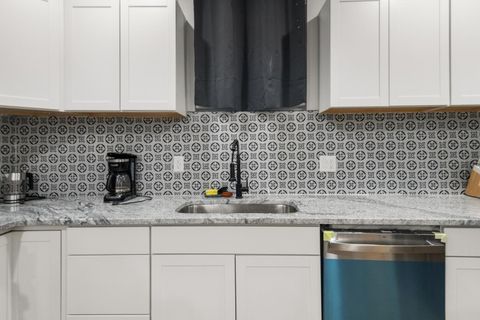 Tiny photo for 150 N 22nd Street, Columbus, OH 43203 (MLS # 226000716)