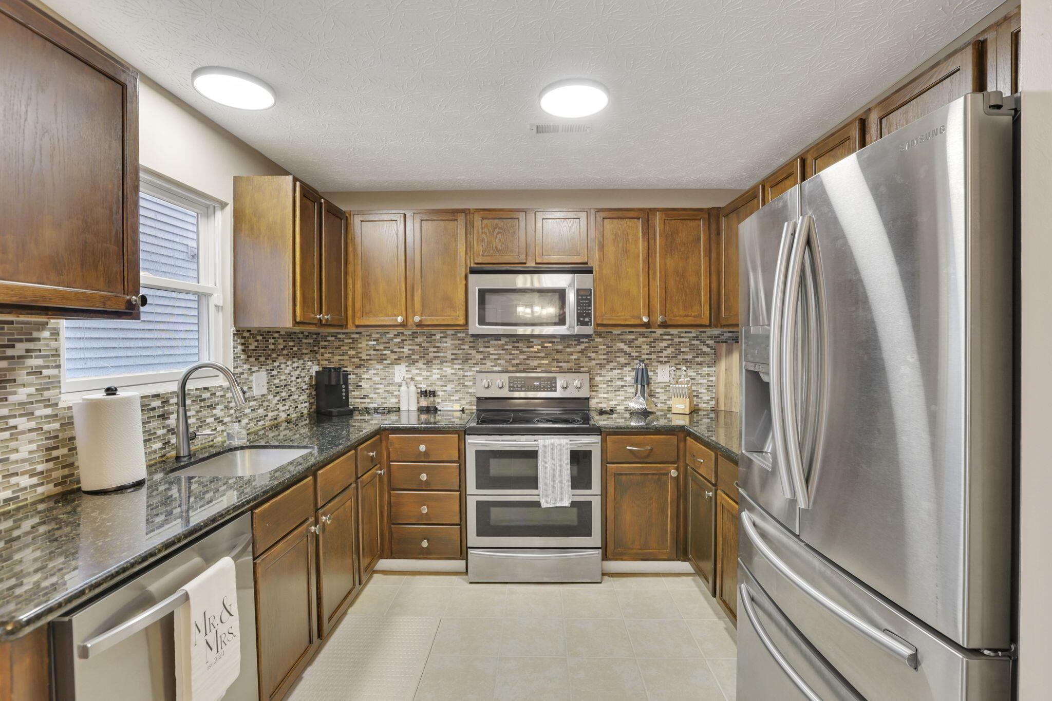 5606 Marshfield Drive, Westerville, Ohio image 11