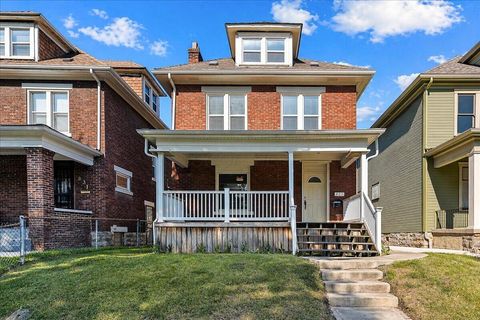 Photo of 827 S 22nd Street, Columbus, OH 43206 (MLS # 226013992)
