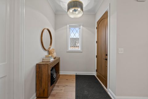 Tiny photo for 130 Barrington Place, Powell, OH 43065 (MLS # 226003213)