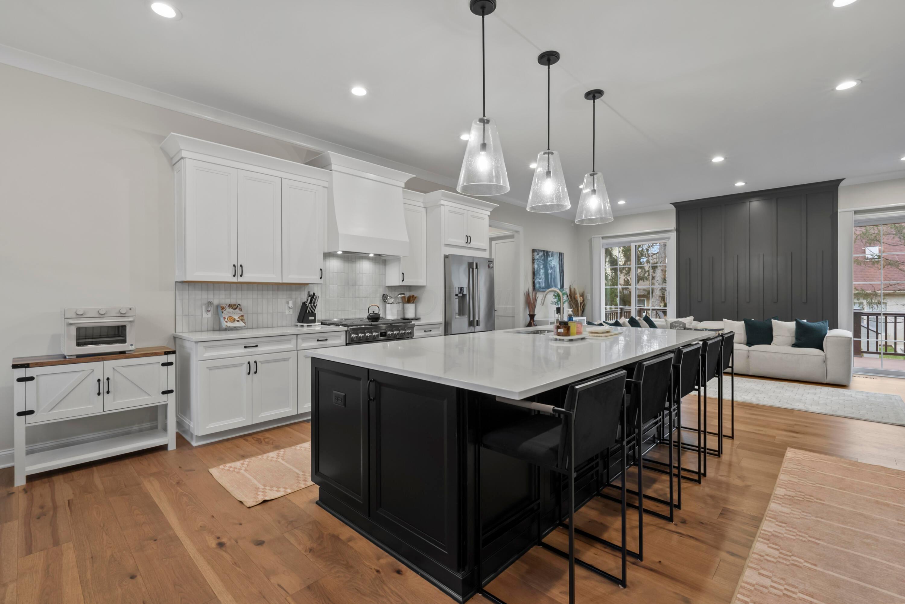 130 Barrington Place