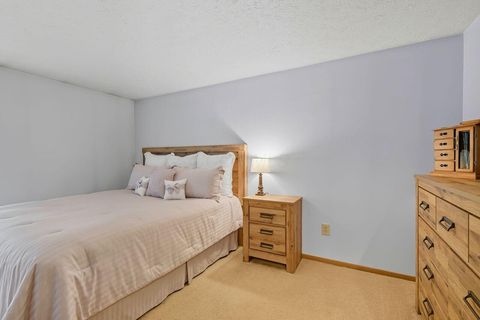 Tiny photo for 5442 Westgrove Drive, Columbus, OH 43228 (MLS # 225045214)