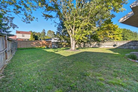 Tiny photo for 5442 Westgrove Drive, Columbus, OH 43228 (MLS # 225045214)