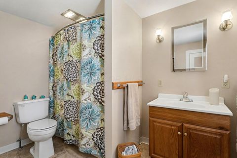 Tiny photo for 191 Neal Avenue, Newark, OH 43055 (MLS # 225045797)