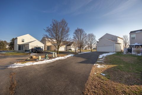 Tiny photo for 6112 Early Light Drive, Galloway, OH 43119 (MLS # 225045383)