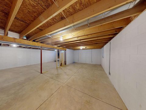 Tiny photo for 817 Highland Hills Drive, Howard, OH 43028 (MLS # 226001787)