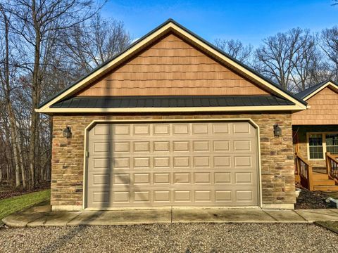 Tiny photo for 817 Highland Hills Drive, Howard, OH 43028 (MLS # 226001787)