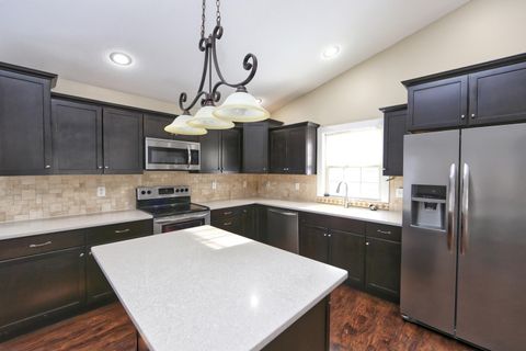 Tiny photo for 817 Highland Hills Drive, Howard, OH 43028 (MLS # 226001787)