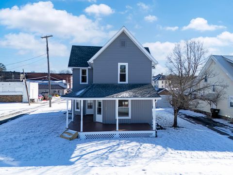 Photo of 123 S Spring Street, Loudonville, OH 44842 (MLS # 226002312)