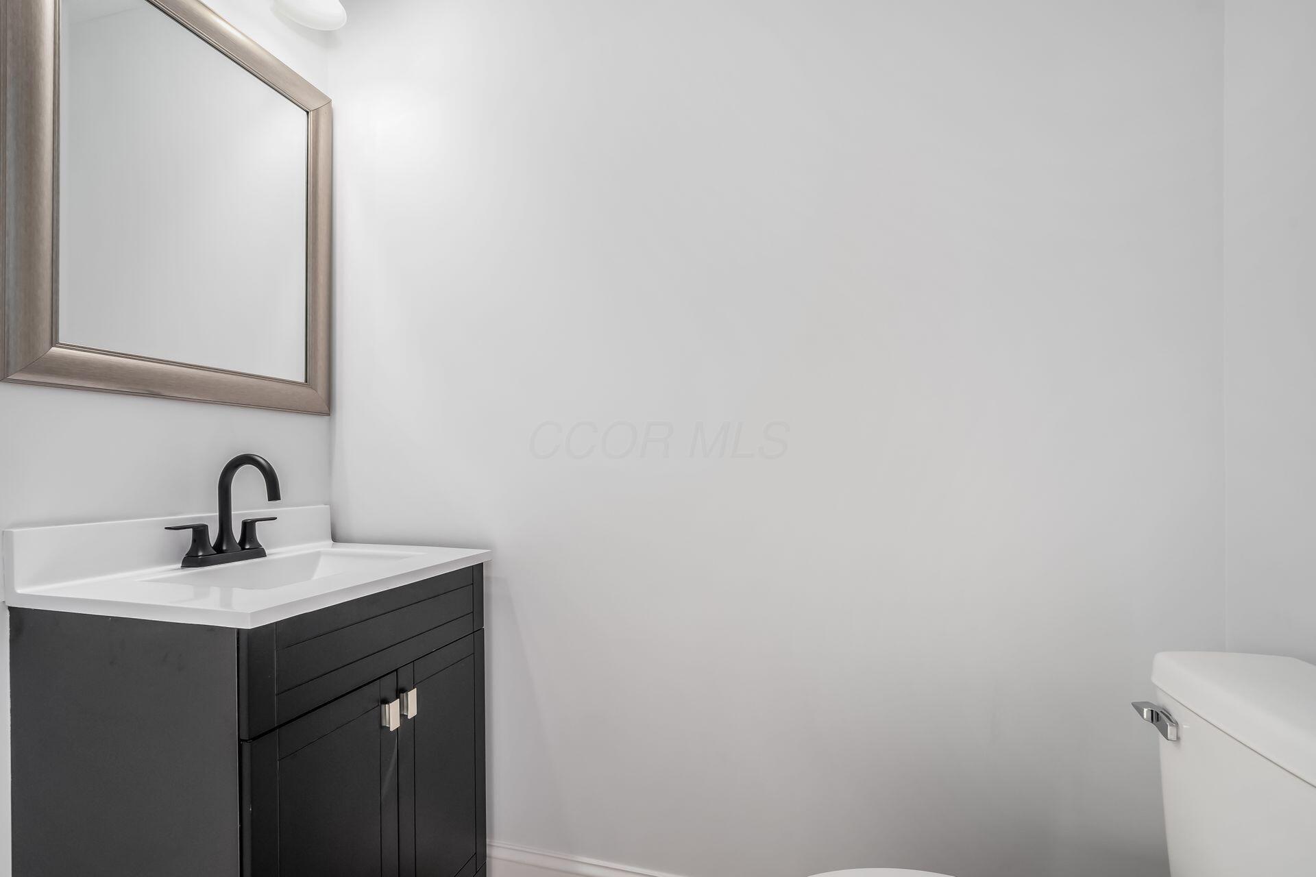 592 Rhoads Avenue, Columbus, Ohio image 10