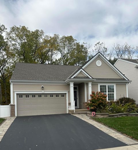 Photo of 361 Cloverhill Drive, Galloway, OH 43119 (MLS # 226009489)