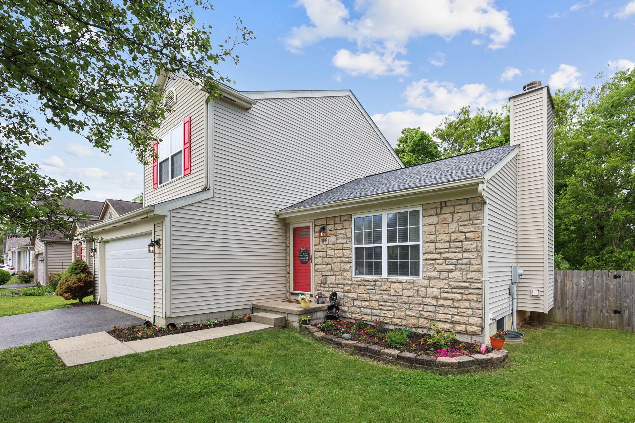 2093 Winding Hollow Drive, Grove City, Ohio image 3