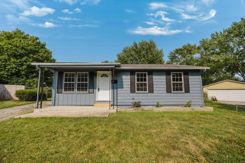 Homes For Sale - 594 Oak Gale Lane<br/> Columbus, OH 43228