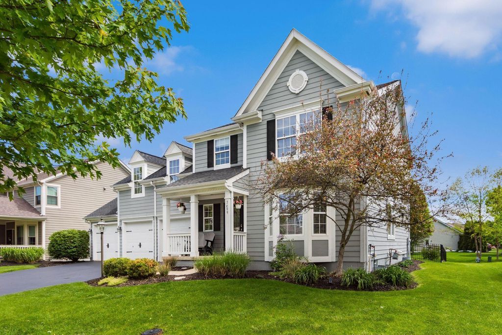 Photo of 7699 Spring Garden Lane, Powell, OH 43065 (MLS # 226015873)