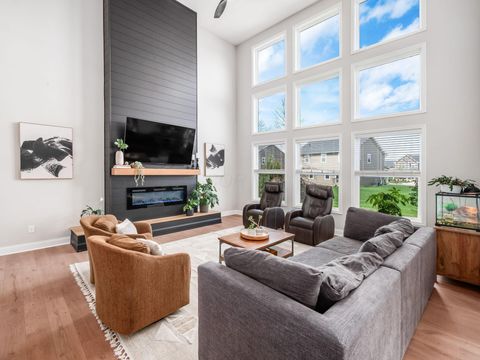 Photo of 357 Tipperary Loop, Delaware, OH 43015 (MLS # 226011289)