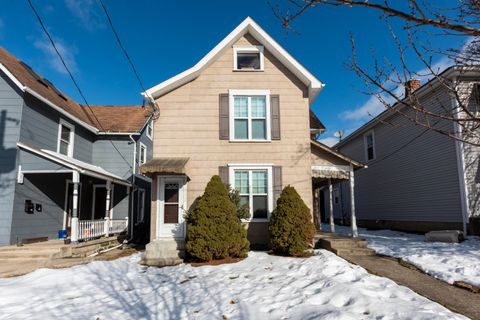 Photo of 102 W Tompkins Street, Columbus, OH 43202 (MLS # 226004080)