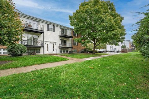 Tiny photo for 5275 Portland Street 202 #202, Columbus, OH 43235 (MLS # 226002869)