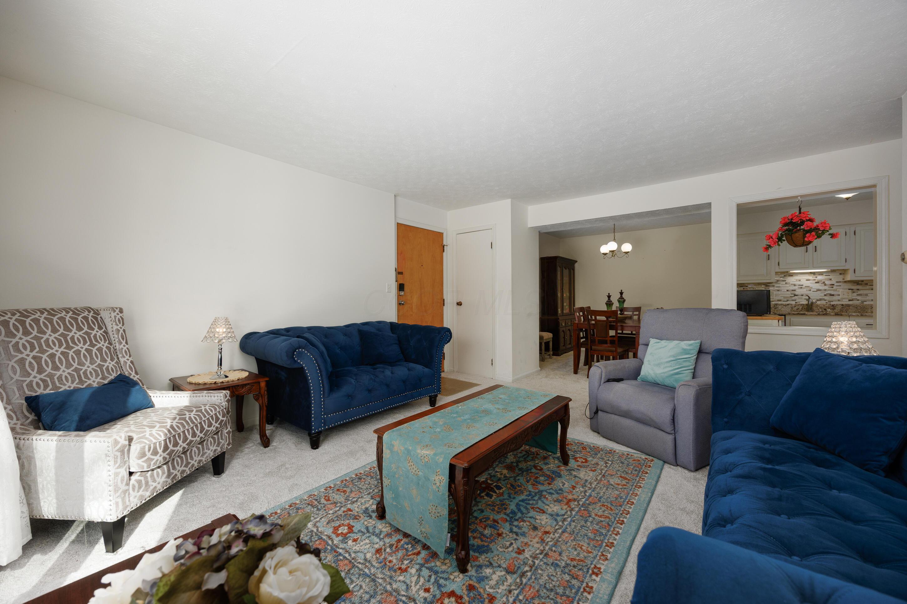 5275 Portland Street 202