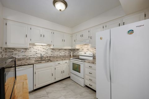 Tiny photo for 5275 Portland Street 202 #202, Columbus, OH 43235 (MLS # 226002869)