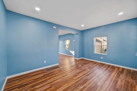 Tiny photo for 233 Tully Street, Marion, OH 43302 (MLS # 226007272)