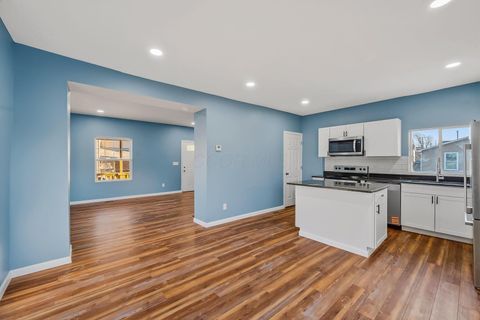 Tiny photo for 233 Tully Street, Marion, OH 43302 (MLS # 226007272)