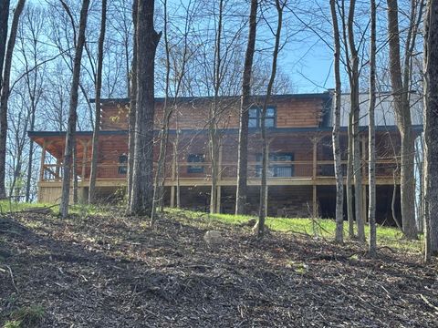 Photo of 40001 Dawley New Pittsburg Road, Logan, OH 43138 (MLS # 226010717)