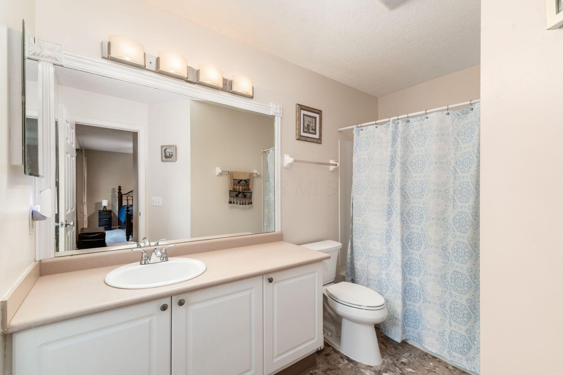 8278 Catalpa Ridge Drive, Blacklick, Ohio image 25