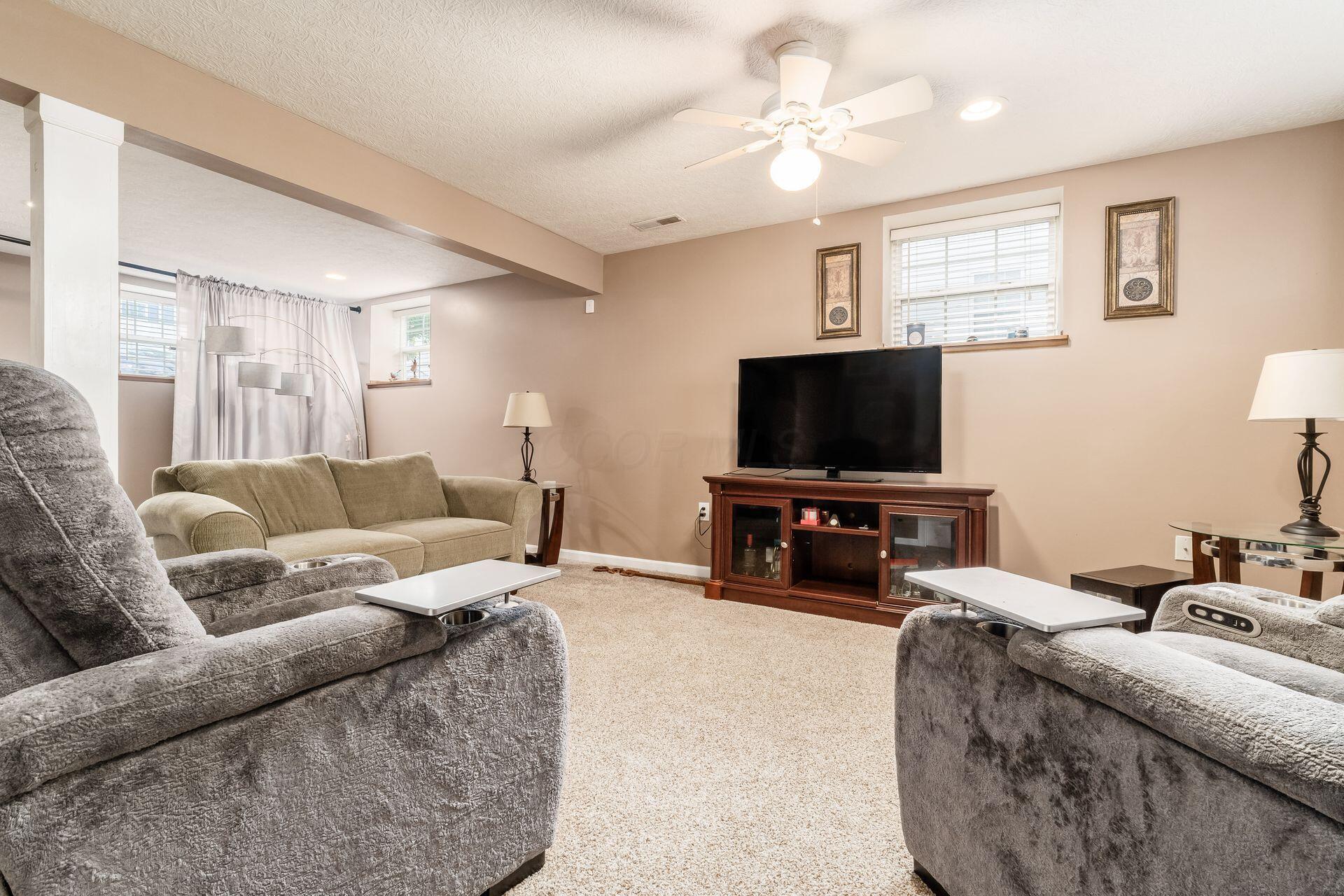 8278 Catalpa Ridge Drive, Blacklick, Ohio image 15