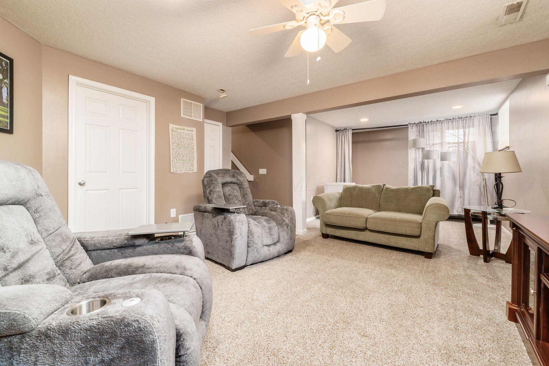 8278 Catalpa Ridge Drive, Blacklick, Ohio image 16