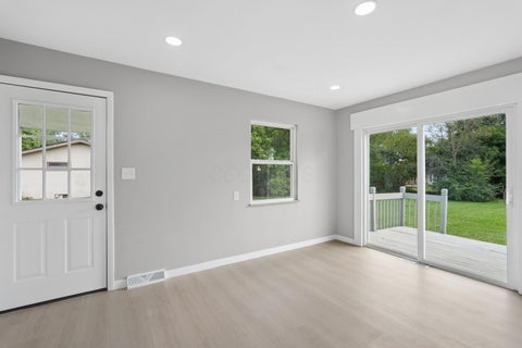 Tiny photo for 3399 Clime Road, Columbus, OH 43223 (MLS # 226033904)
