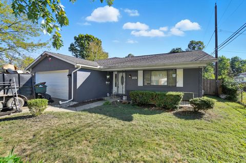 Photo of 2151 Trent Road, Columbus, OH 43229 (MLS # 225038216)