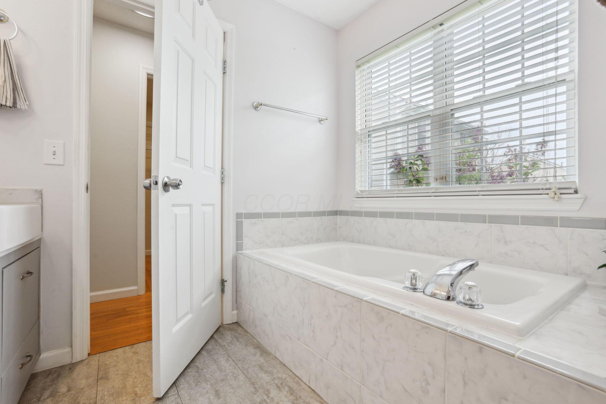 921 Dianthus Court, Reynoldsburg, Ohio image 25