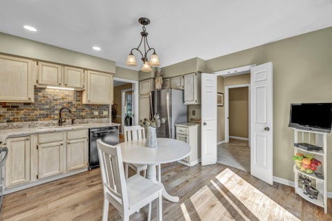 Tiny photo for 1114 Strathaven Drive N 5C #5C, Worthington, OH 43085 (MLS # 226033979)