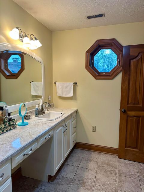 Tiny photo for 42 Yaples Orchard Drive, Chillicothe, OH 45601 (MLS # 225044856)