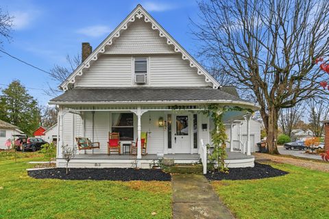 Photo of 113 E Walnut Street, Cardington, OH 43315 (MLS # 225042570)