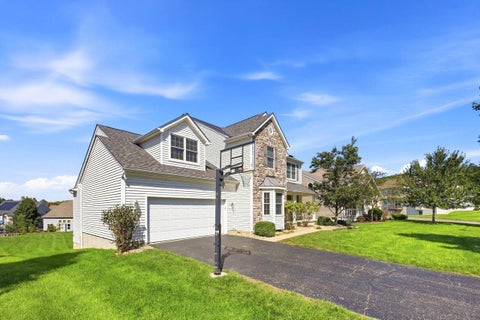 Tiny photo for 516 Greenwood Loop, Newark, OH 43055 (MLS # 226035602)