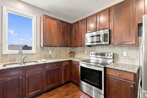 Tiny photo for 516 Greenwood Loop, Newark, OH 43055 (MLS # 226035602)