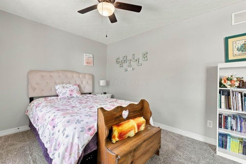 Tiny photo for 516 Greenwood Loop, Newark, OH 43055 (MLS # 226035602)