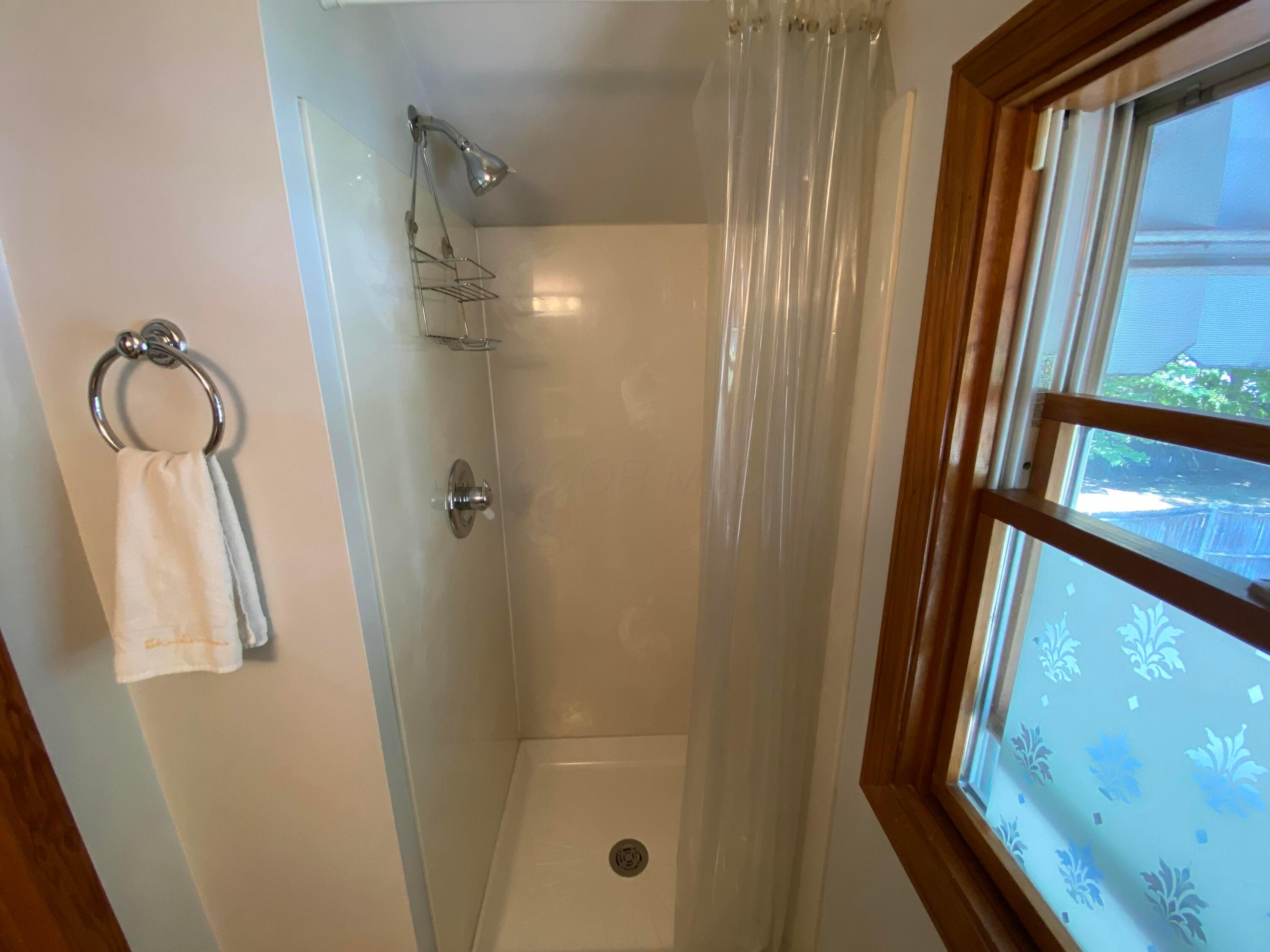 Columbus, Ohio 43214, United States, 3 Bedrooms Bedrooms, ,2 BathroomsBathrooms,Residential,Active,189373