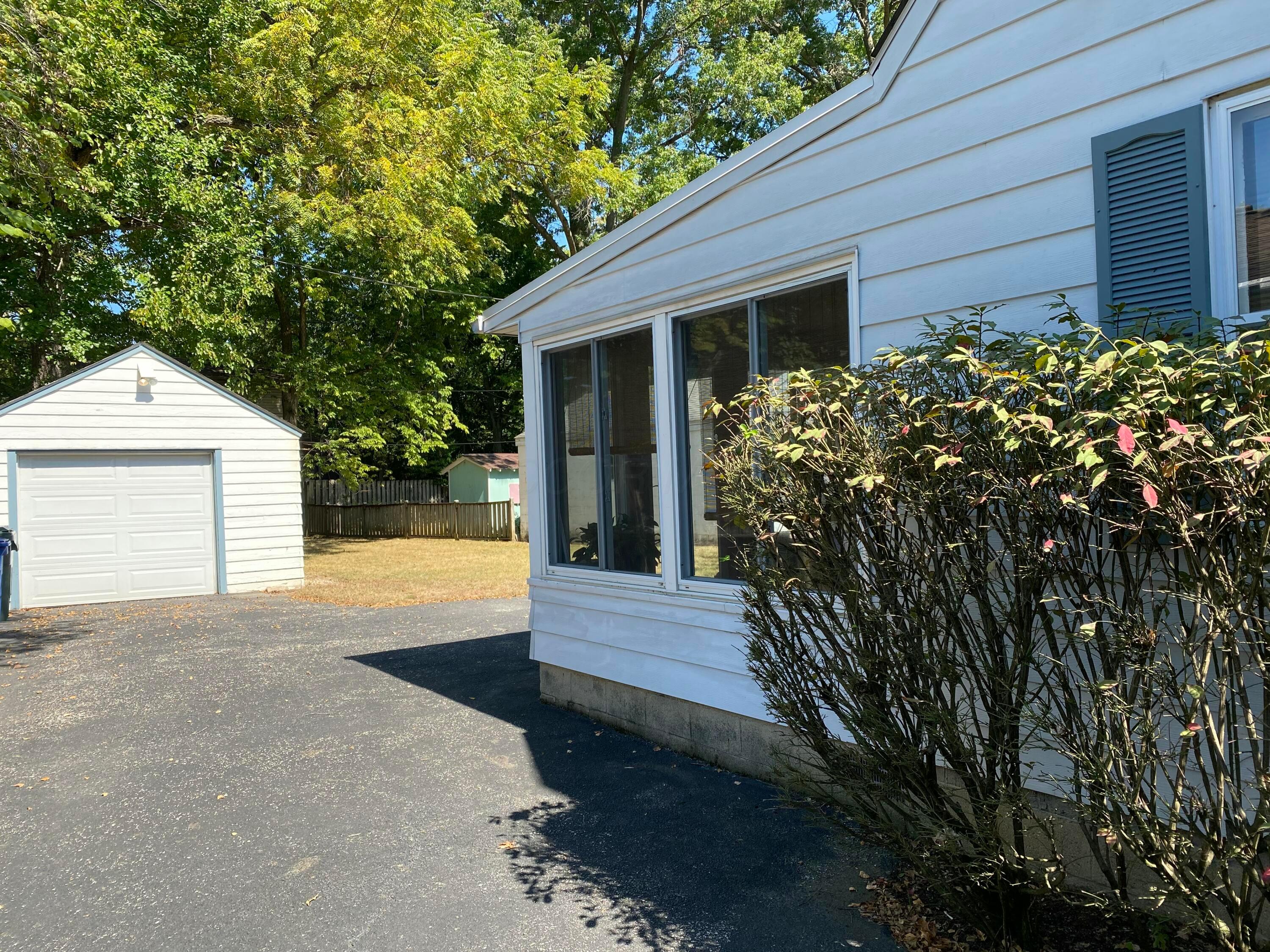 Columbus, Ohio 43214, United States, 3 Bedrooms Bedrooms, ,2 BathroomsBathrooms,Residential,Active,189373