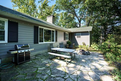 Tiny photo for 408 Tuttle Road, Springfield, OH 45503 (MLS # 225037695)